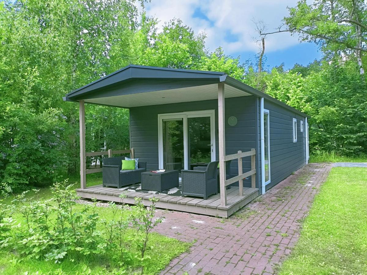 4P Chalet Tolve Met 4 Fietsen Vlakbij Natuurgebieden Drents Friese Wold, Fochteloerveen En Gevangenisdorp Veenhuizen Oosterwolde  Esterno foto